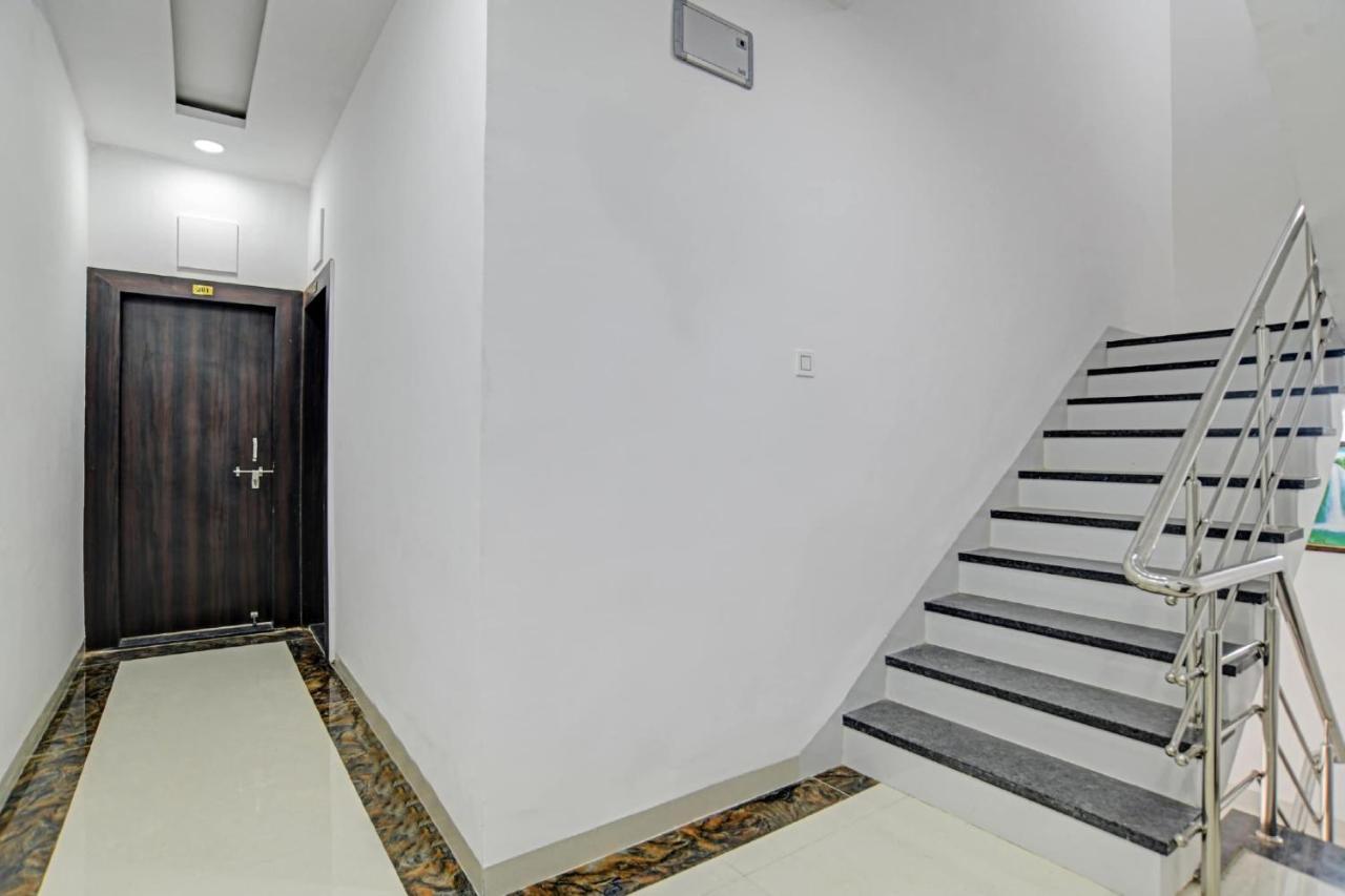 Oyo Flagship Rudraksh Hotel